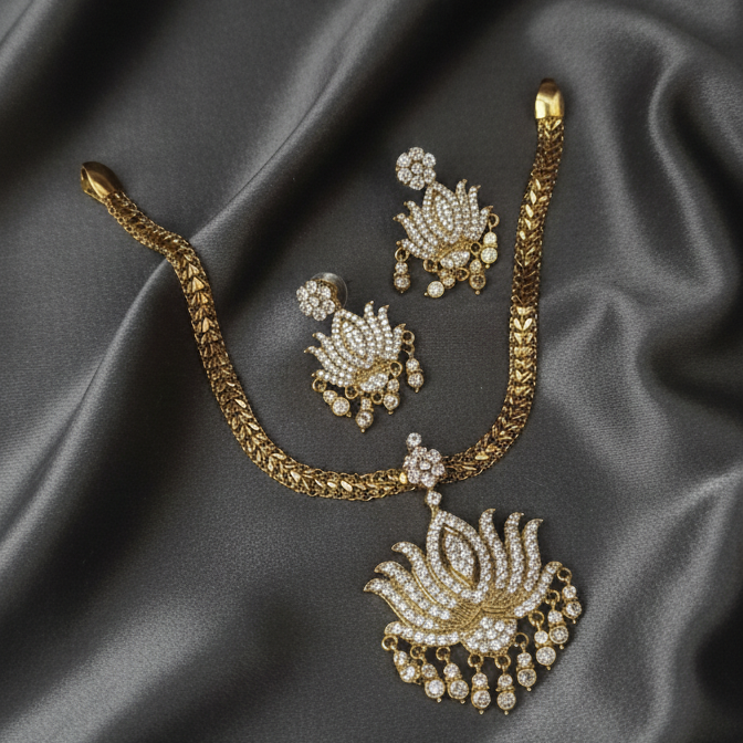 Lotus Matt finished neckset NM1006