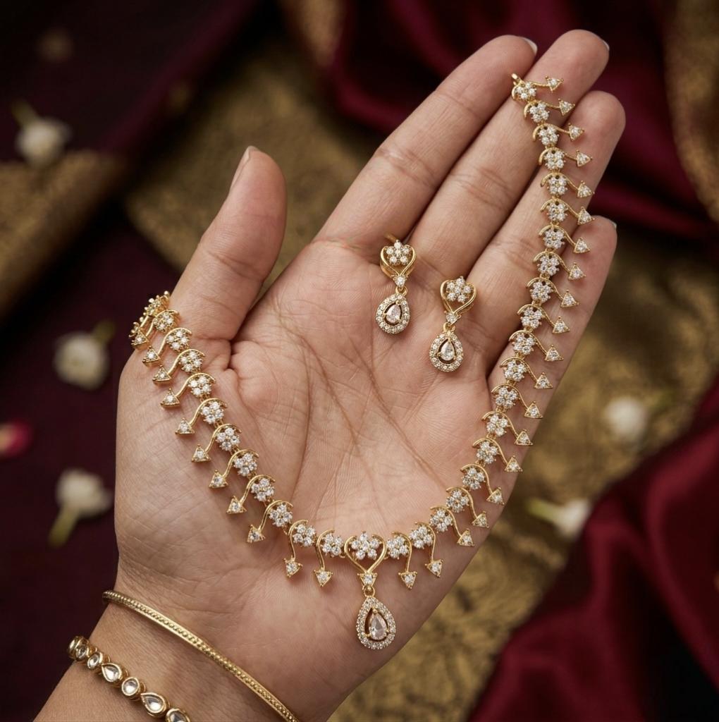 Gold-Tone Floral Bloom Jewelry Set NM-1065