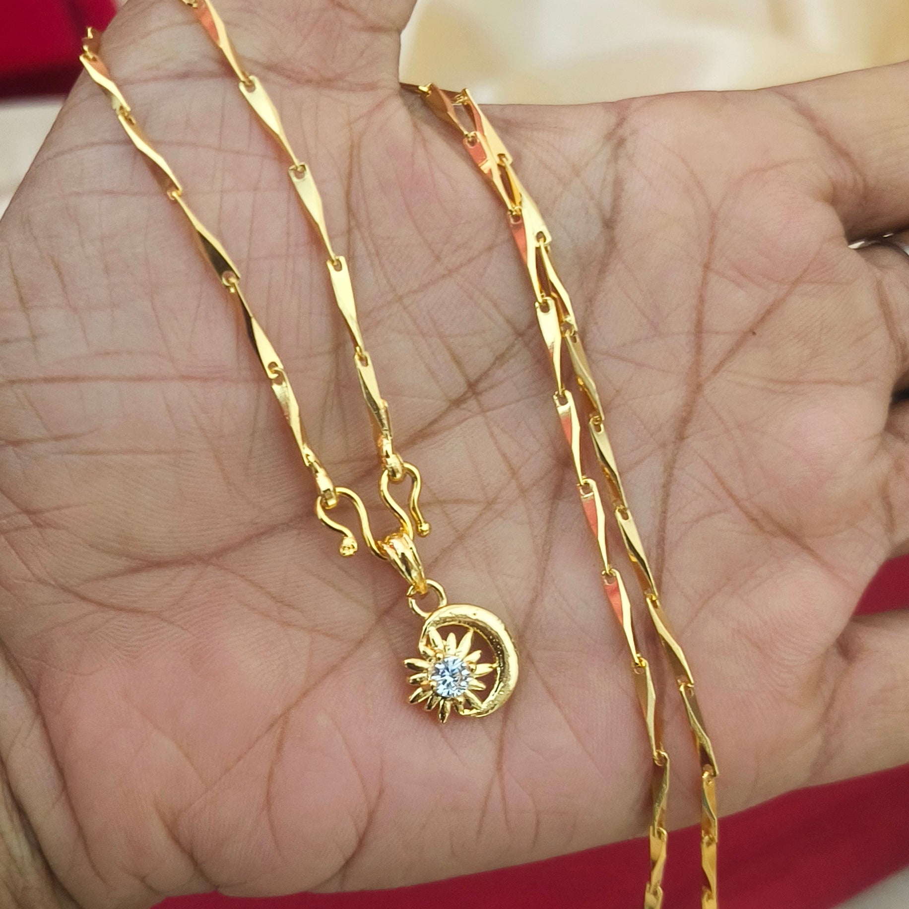 Short chain with Sun & Moon dollar DL- 21004
