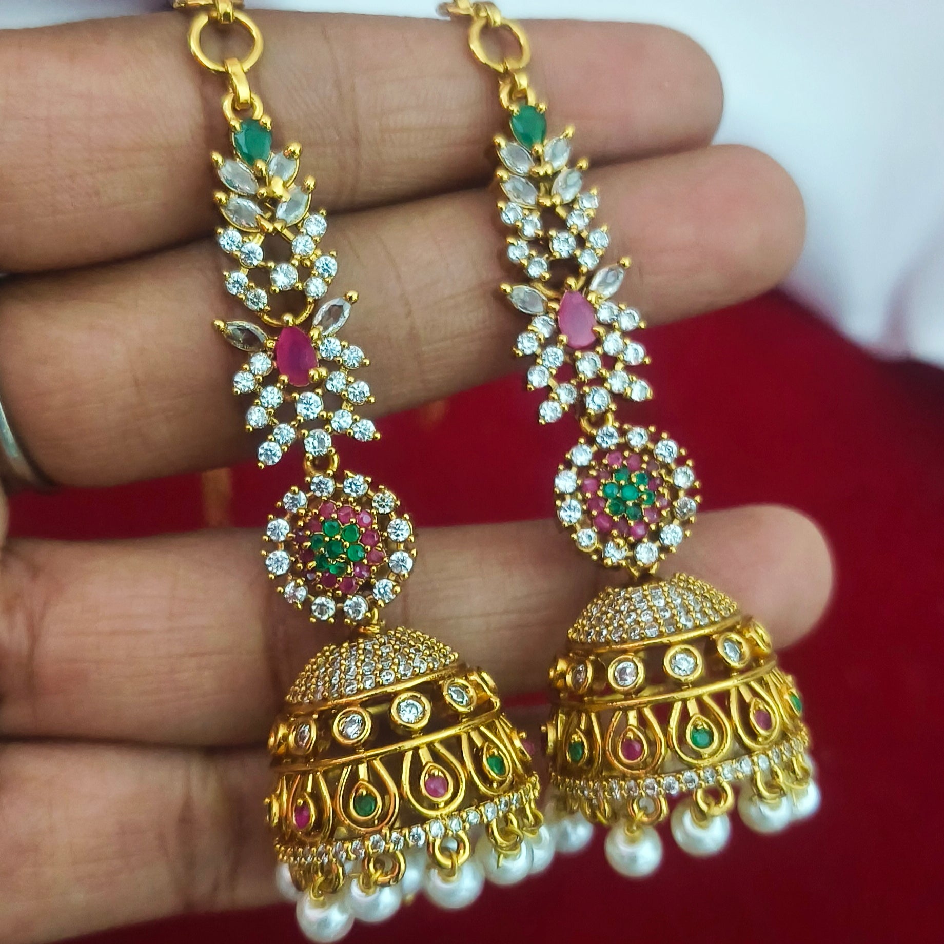Jhumkas with maatal E-31008