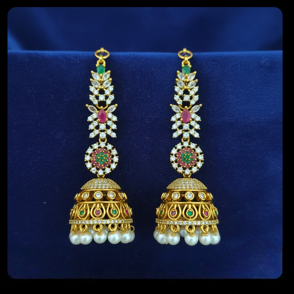 Jhumkas with maatal E-31008