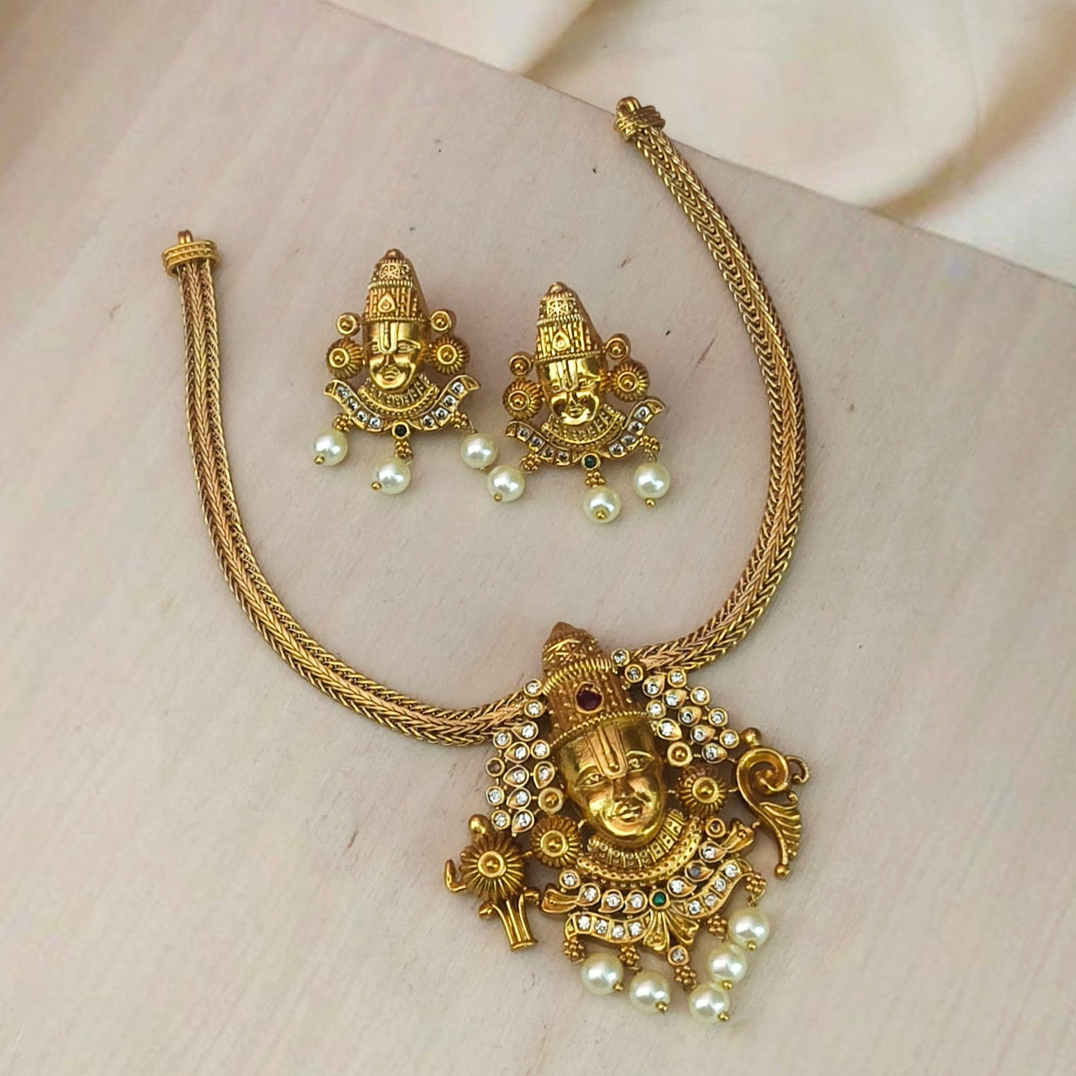 Matt Finish Temple Jewelry N -41010