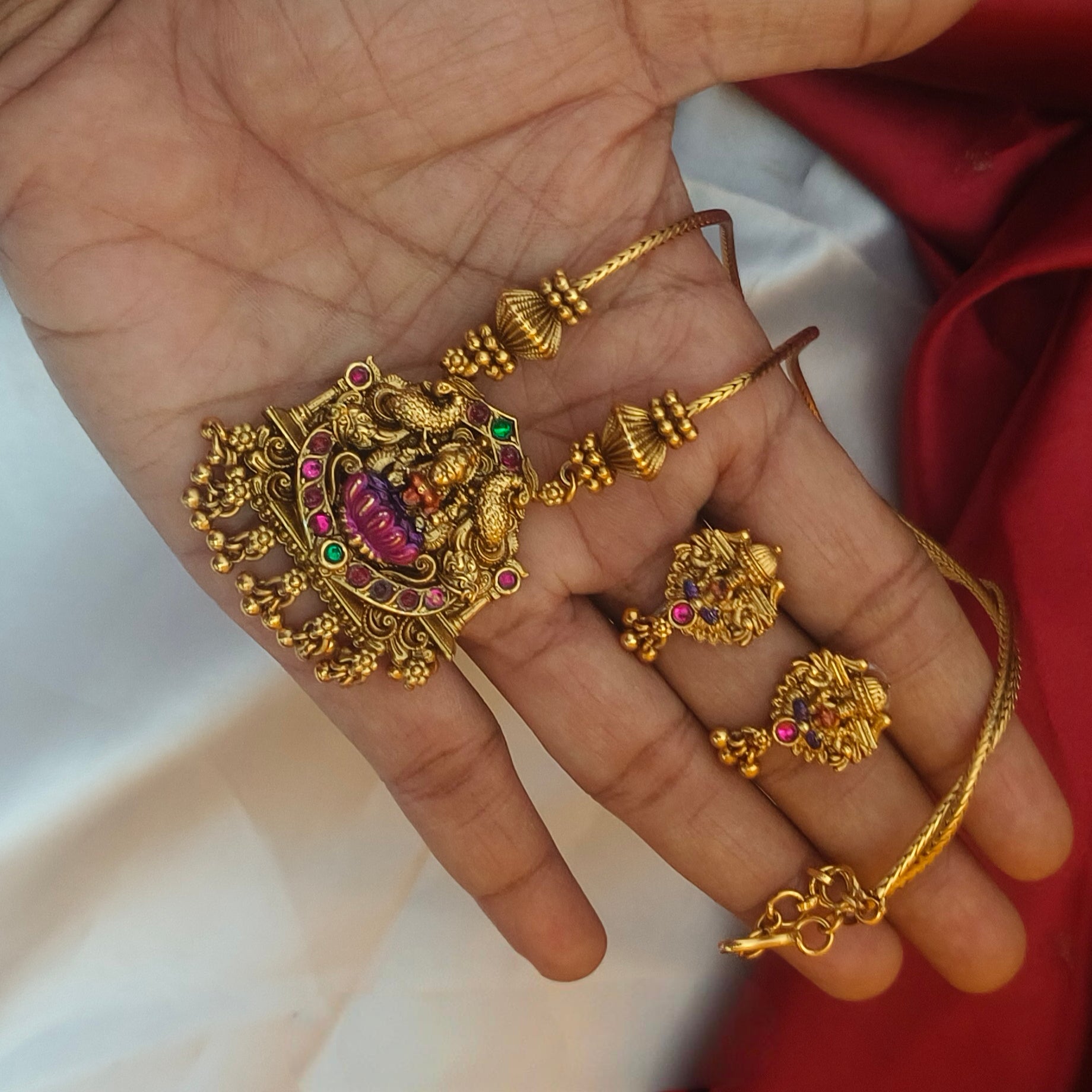 Antique temple neckset budget friendly N- 41017