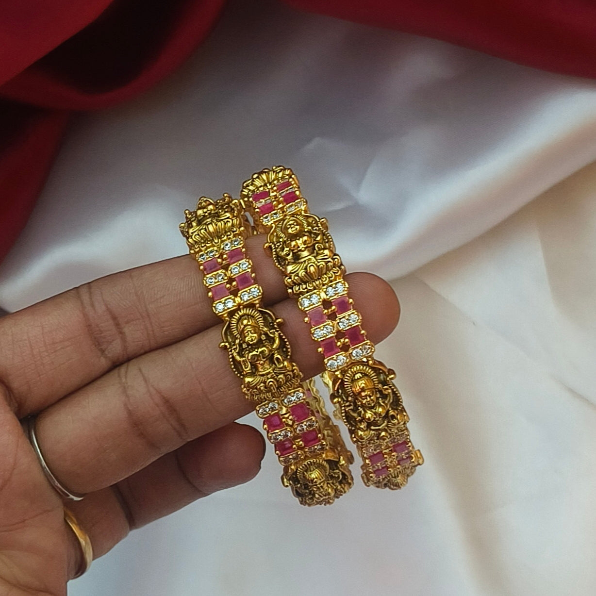 Nakshi premium matt bangles B-61019