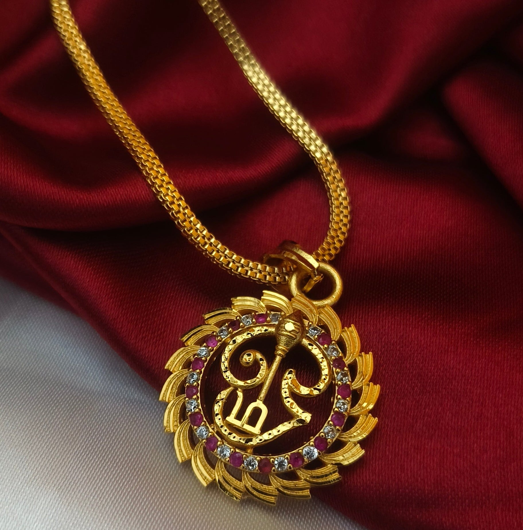 Om doller chain DL- 21027