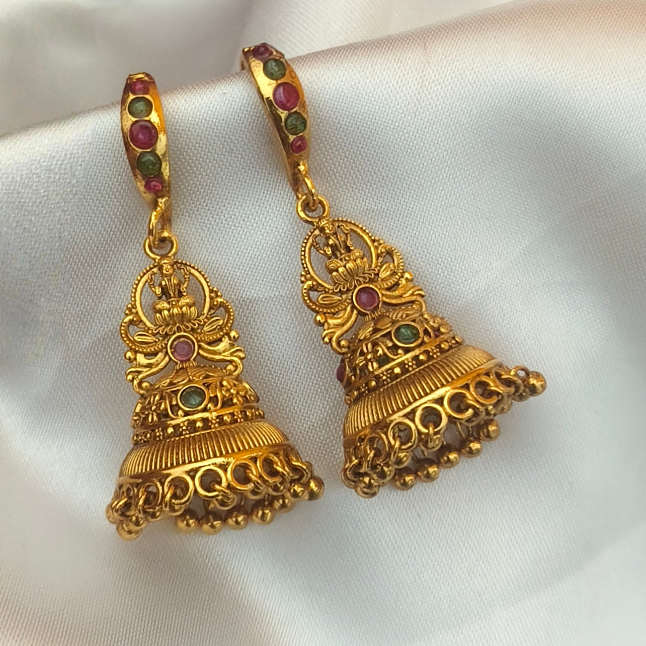 Matt premium jhumka single hook E-31042