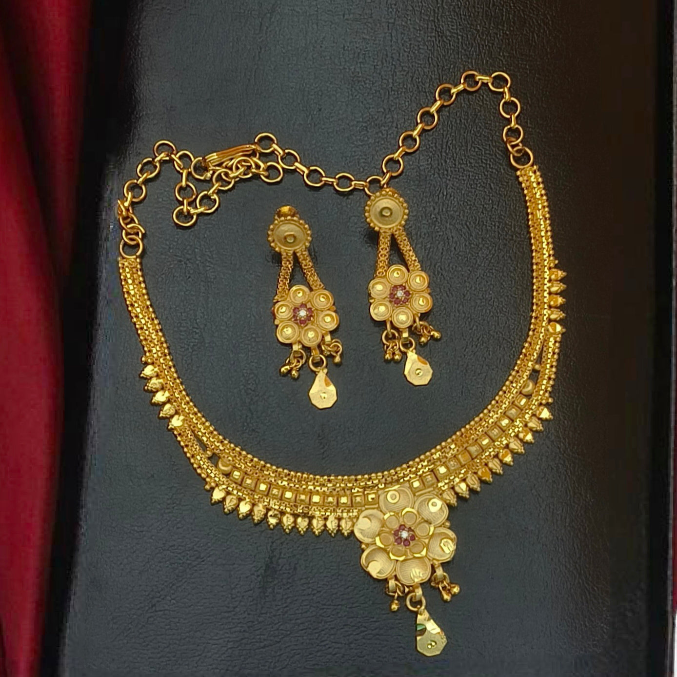 Elegant Floral One-Gram Gold Formed Necklace Set N- 41034