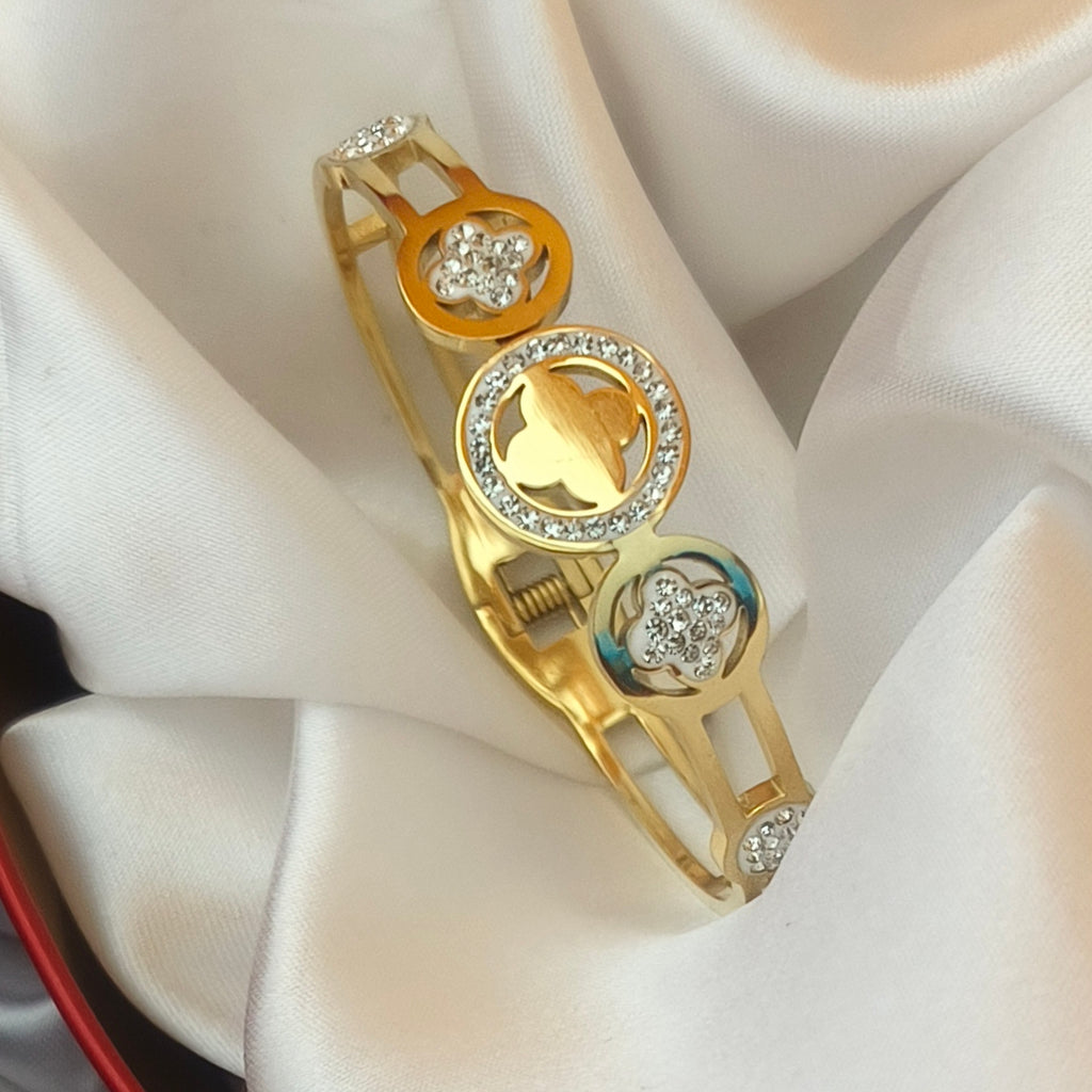 Stainless steel anti tarnish adjustable bracelet BR-51039