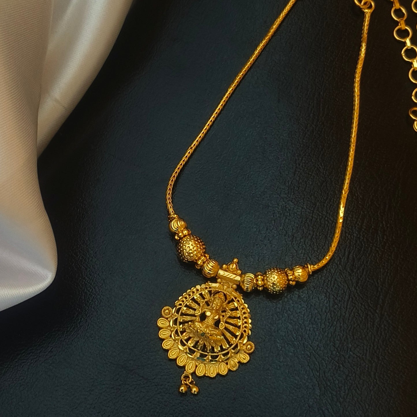 One gram forming polished Lakshmi necklace N - 41038