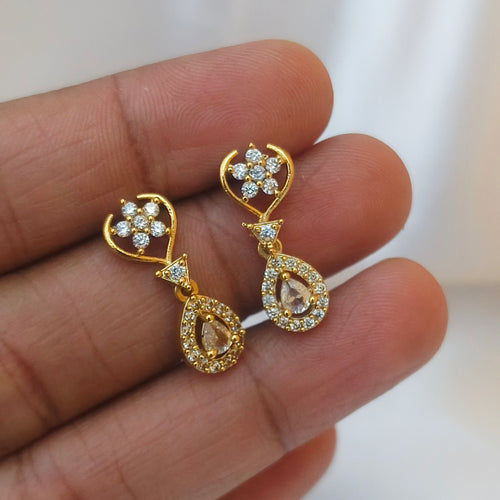 Diamond replica studs E-31055