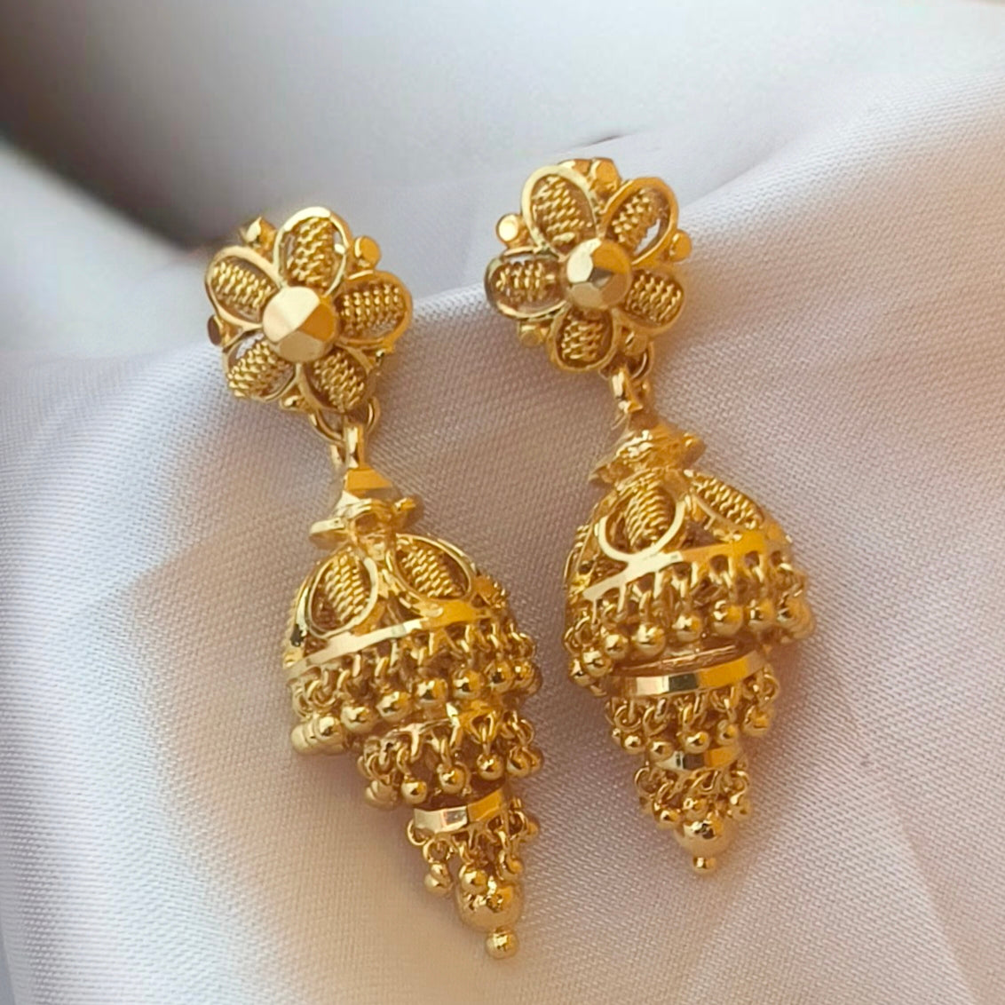 Detachable pattern Step jhumka E- 31057