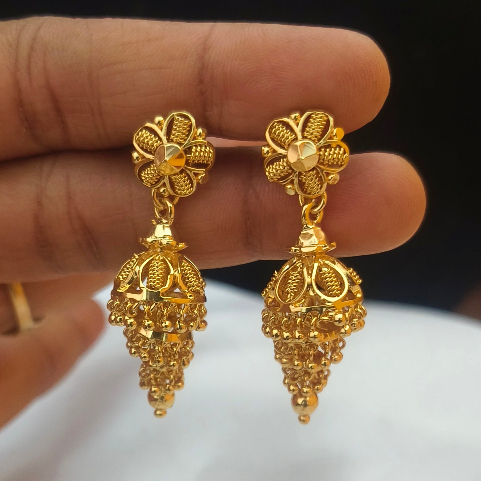 Detachable pattern Step jhumka E- 31057