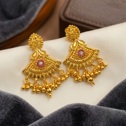 Chandbali Forming earring gold alike E- 31073