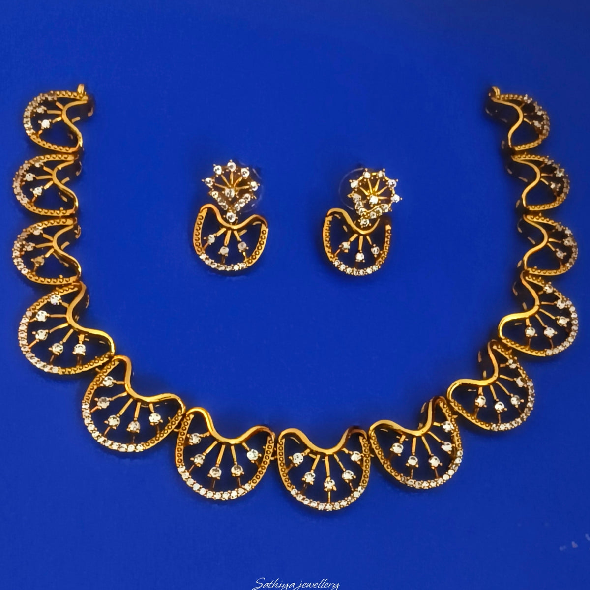 Premium matt finished necklace N- 41053