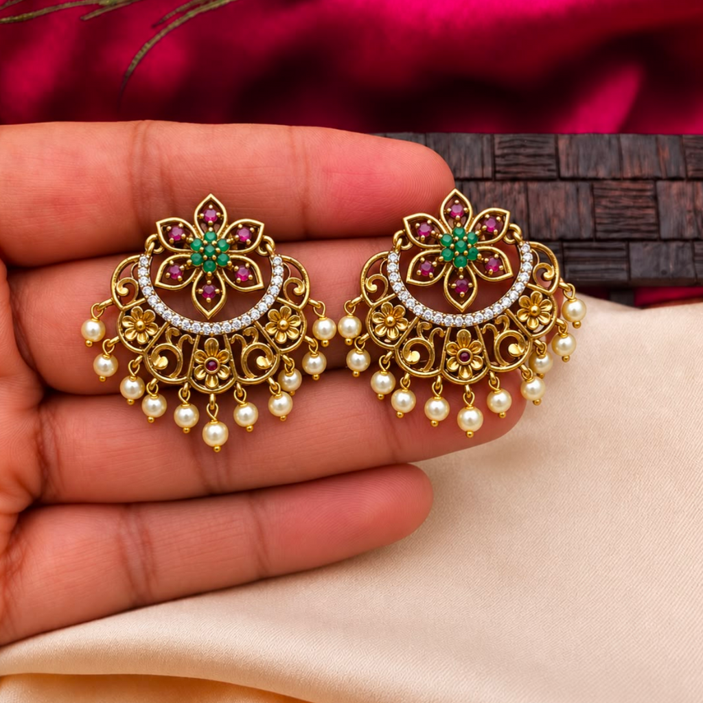 Trending earrings premium quality 31102