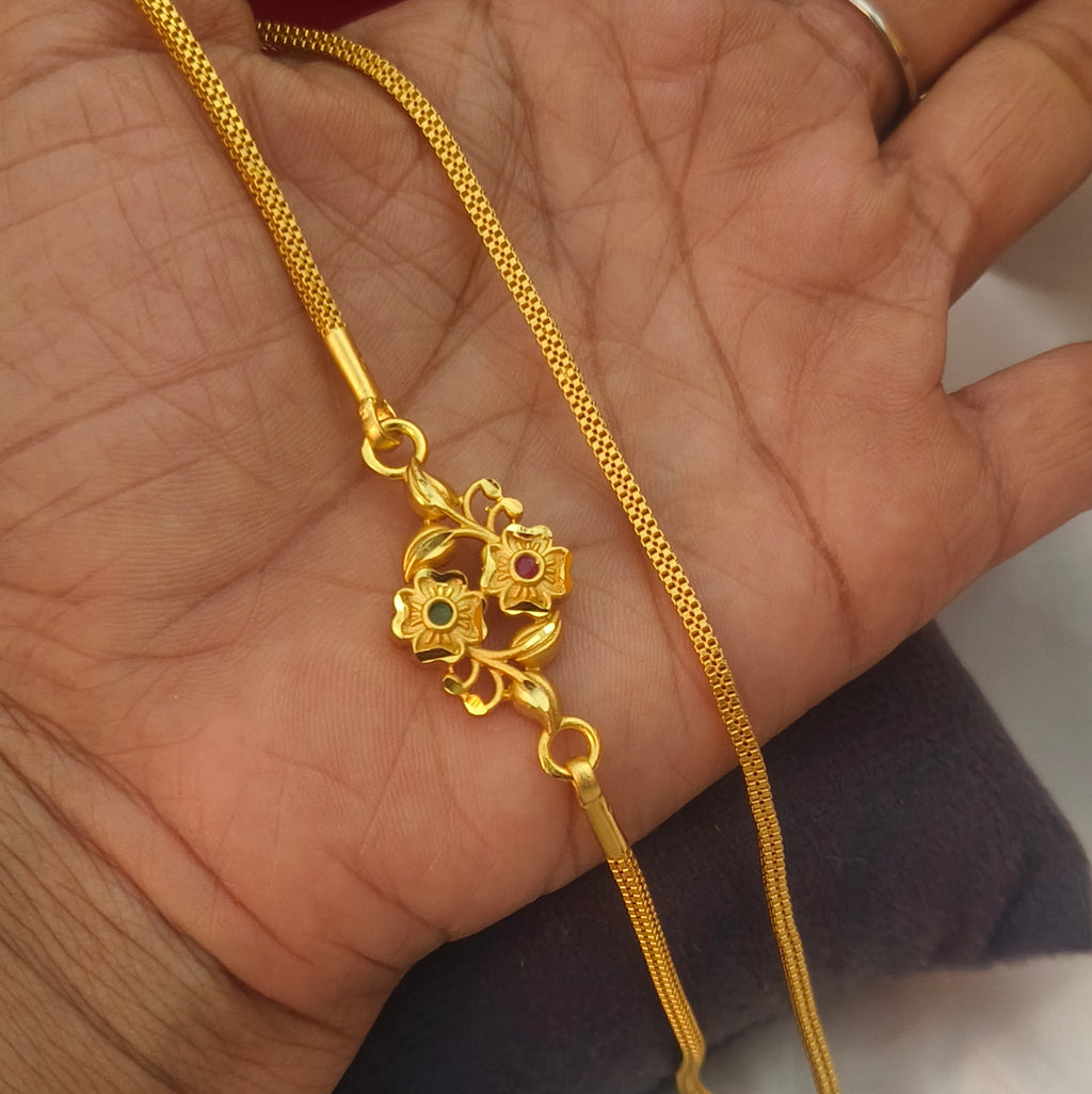 Forming mugappu chain