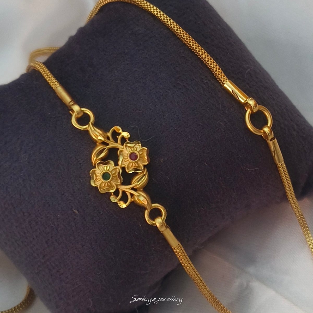 Forming mugappu chain